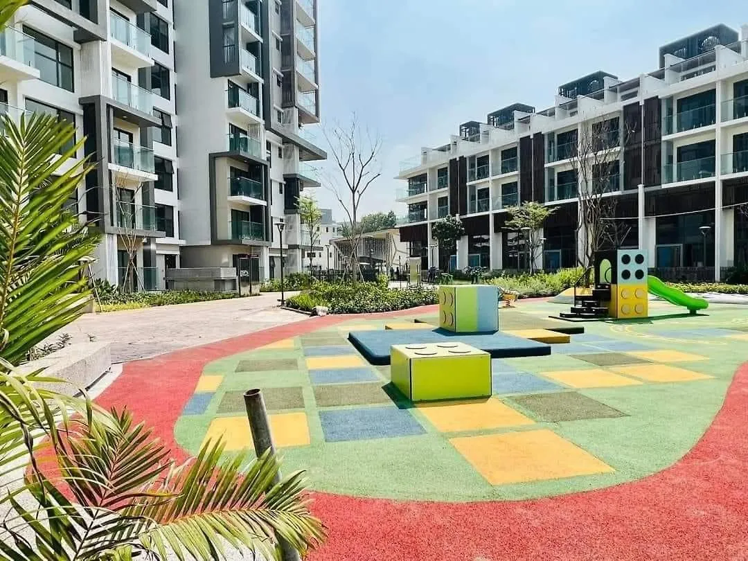 Can Ho Dich Vu Gan San Bay Tan San Nhat Ho Chi Minh City Apartment