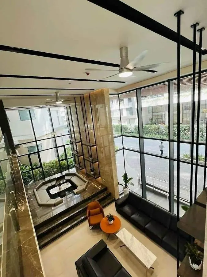 Can Ho Dich Vu Gan San Bay Tan San Nhat Ho Chi Minh City Apartment